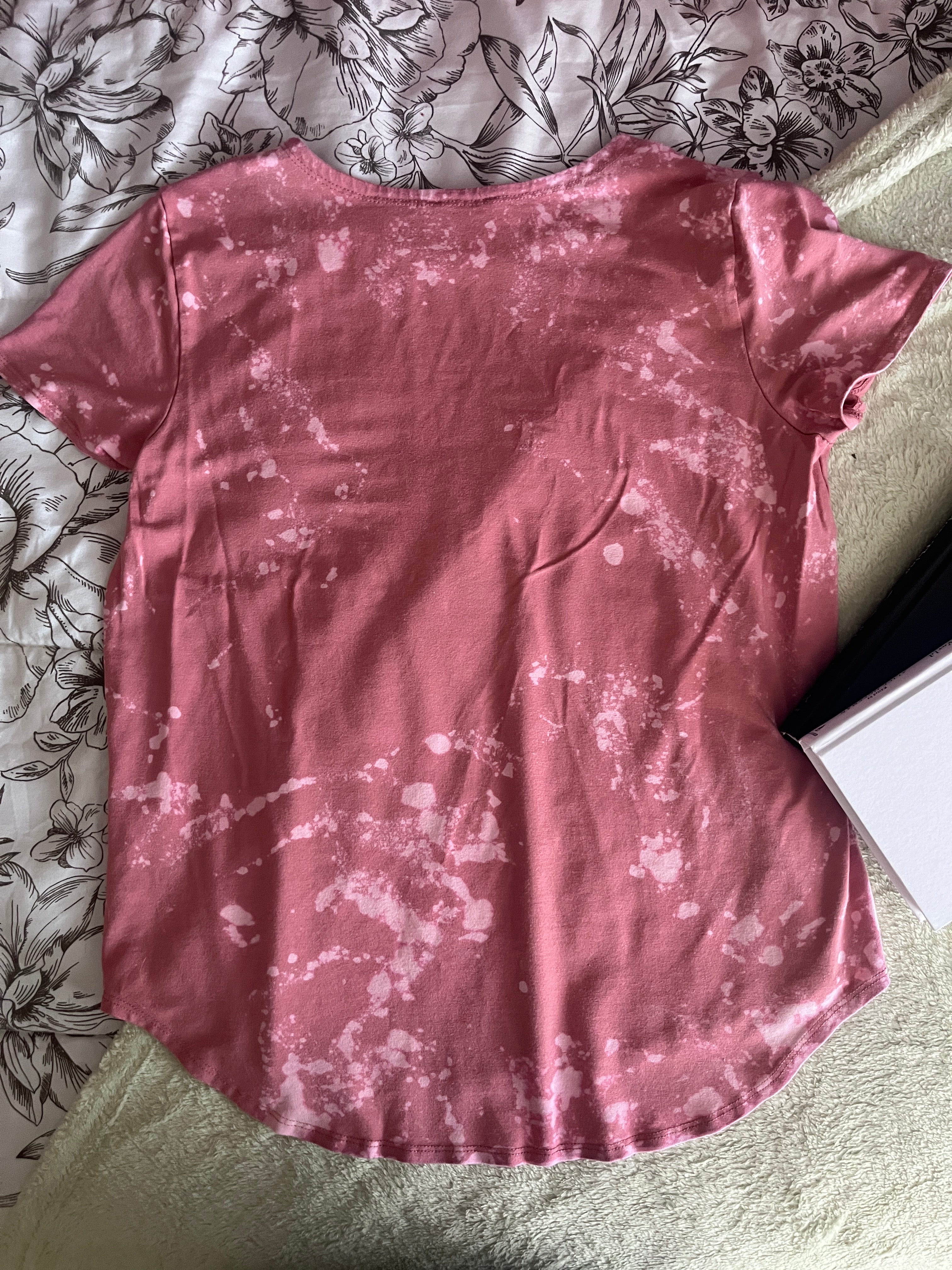 XL Slow Burn Scoop Necked Shirt