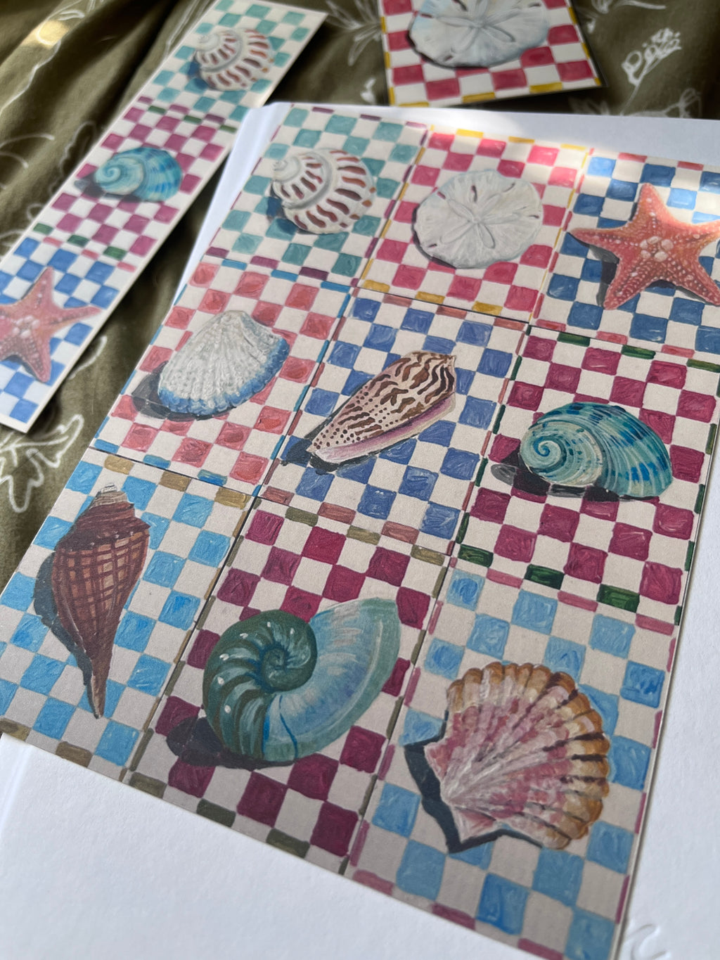 Checkered Seashell Art Print