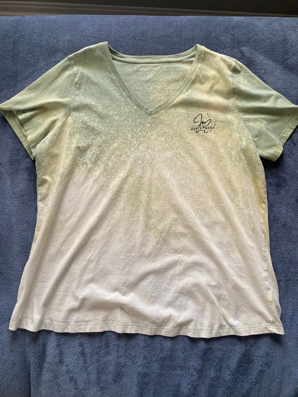 L Skulls Shirt