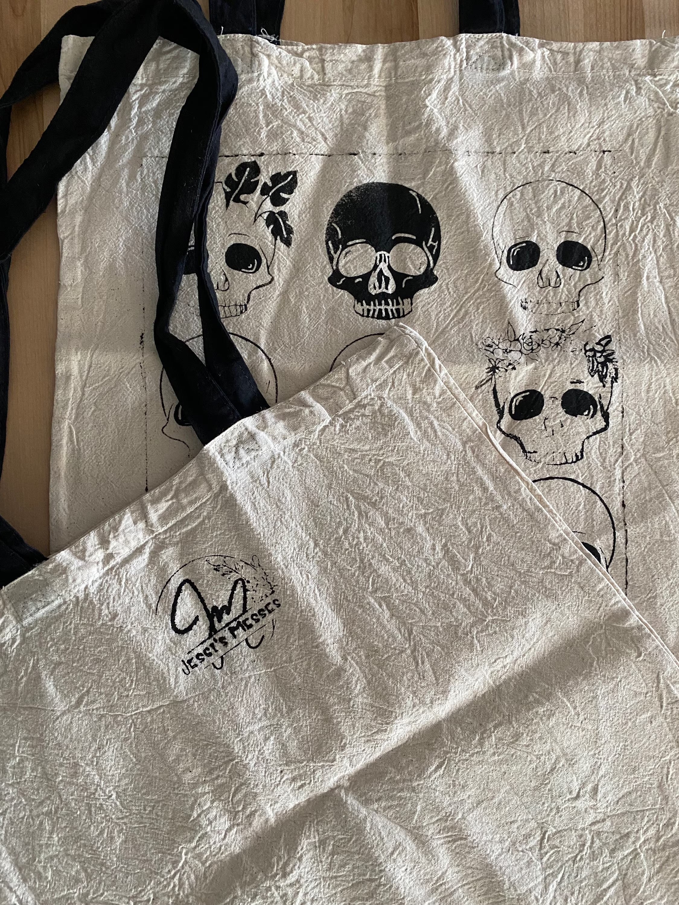 Skulls Tote Bag
