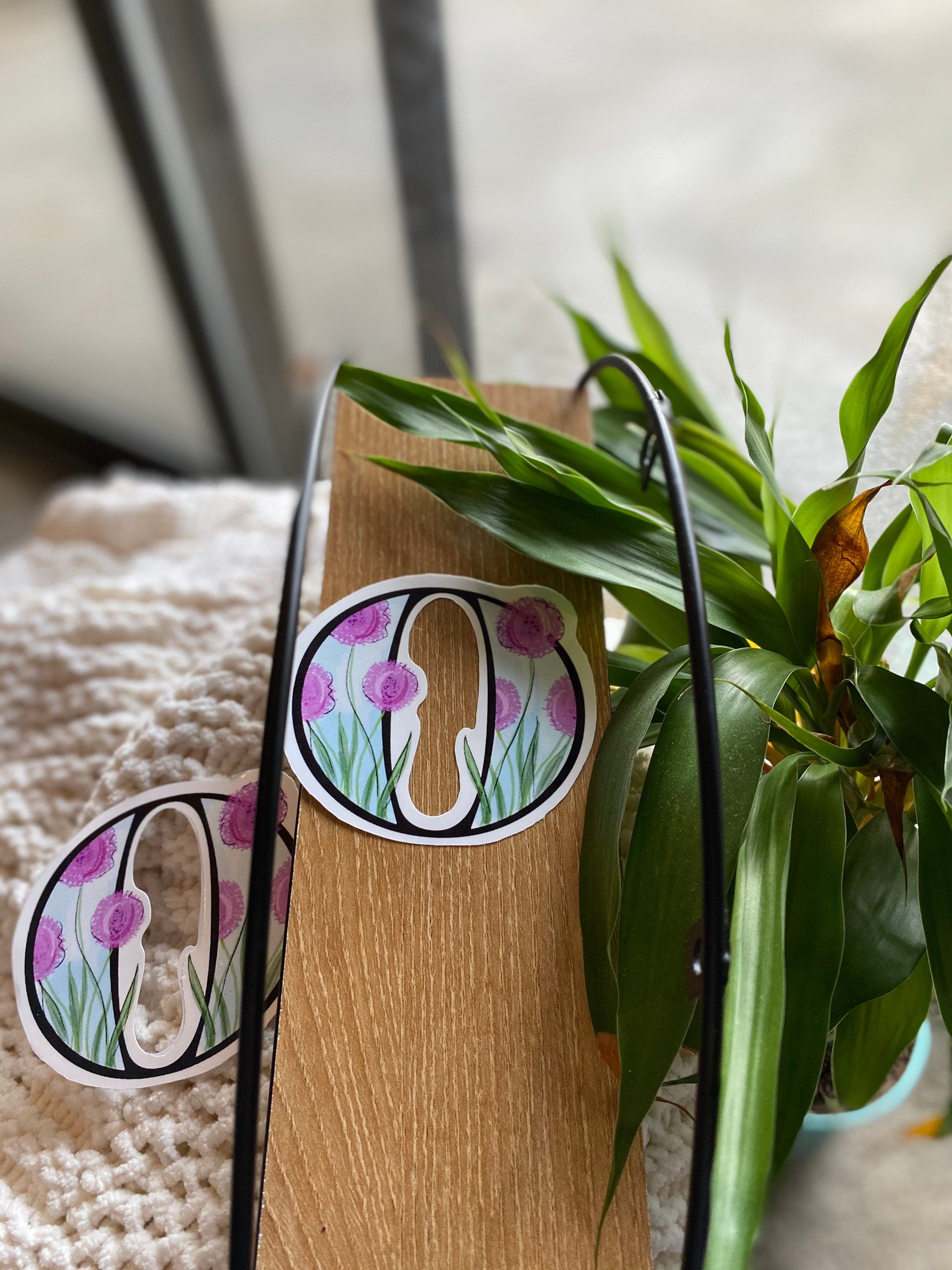 3” O is for ornamental onion sticker